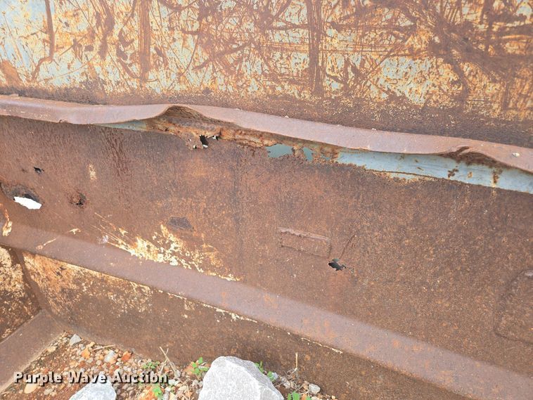 image for item DP6362 1991 International 4700 dump truck