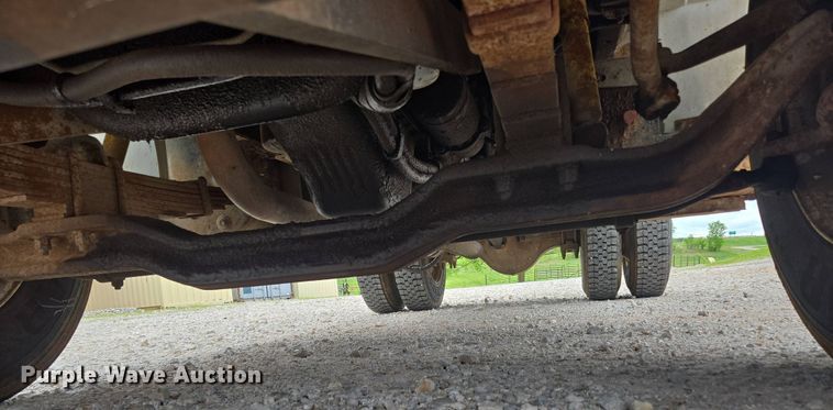 image for item DP6362 1991 International 4700 dump truck