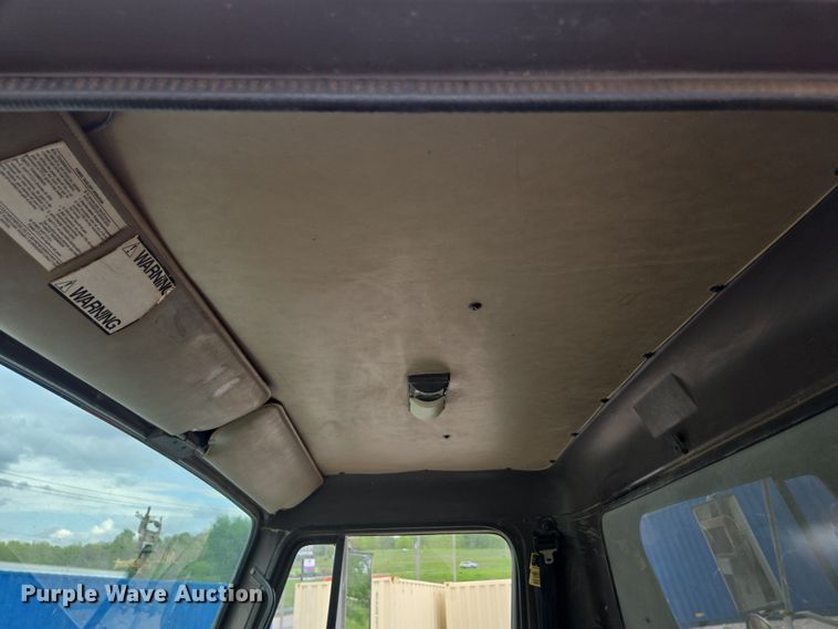 image for item DP6362 1991 International 4700 dump truck