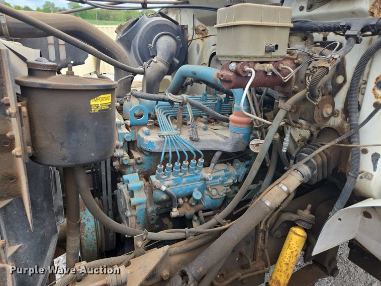 image for item DP6362 1991 International 4700 dump truck