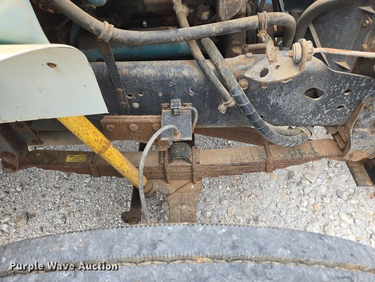 image for item DP6362 1991 International 4700 dump truck