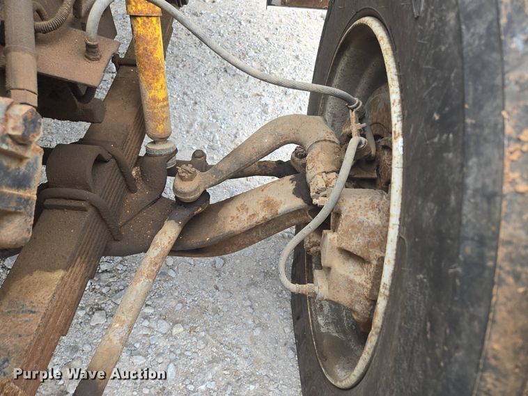 image for item DP6362 1991 International 4700 dump truck