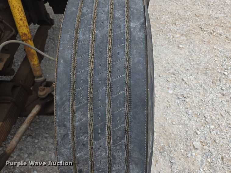 image for item DP6362 1991 International 4700 dump truck