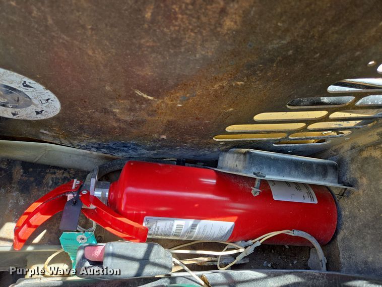 image for item DP6372 2004 Caterpillar 236 skid steer loader