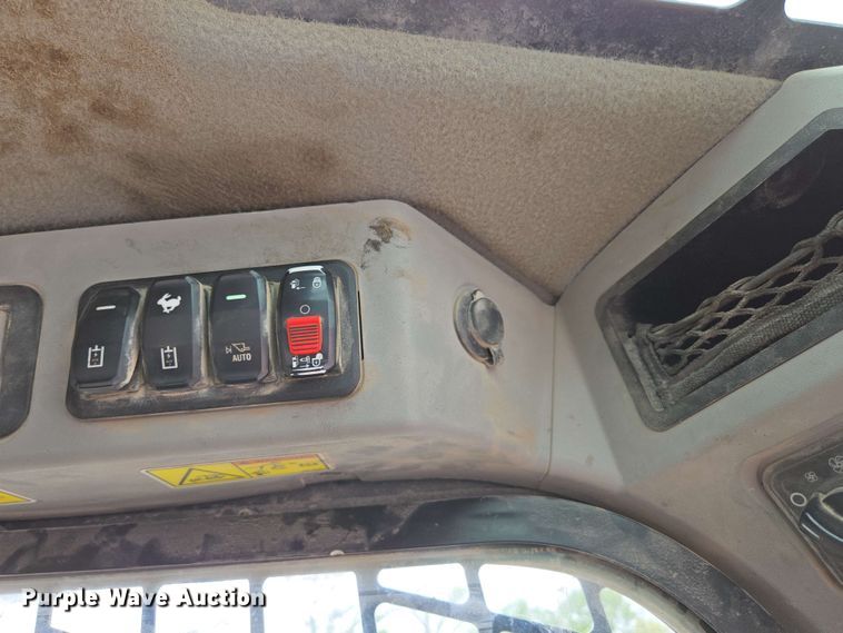 image for item DP6373 2020 Caterpillar 299D3 tracked skid steer loader