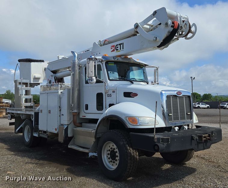 image for item DP6413 2016 Peterbilt PB348 bucket truck