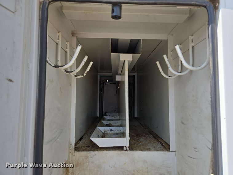 image for item DP6413 2016 Peterbilt PB348 bucket truck