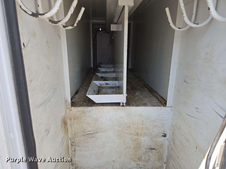 image for item DP6413 2016 Peterbilt PB348 bucket truck