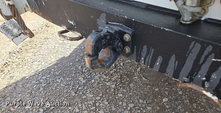 image for item DP6413 2016 Peterbilt PB348 bucket truck