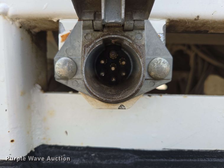 image for item DP6413 2016 Peterbilt PB348 bucket truck