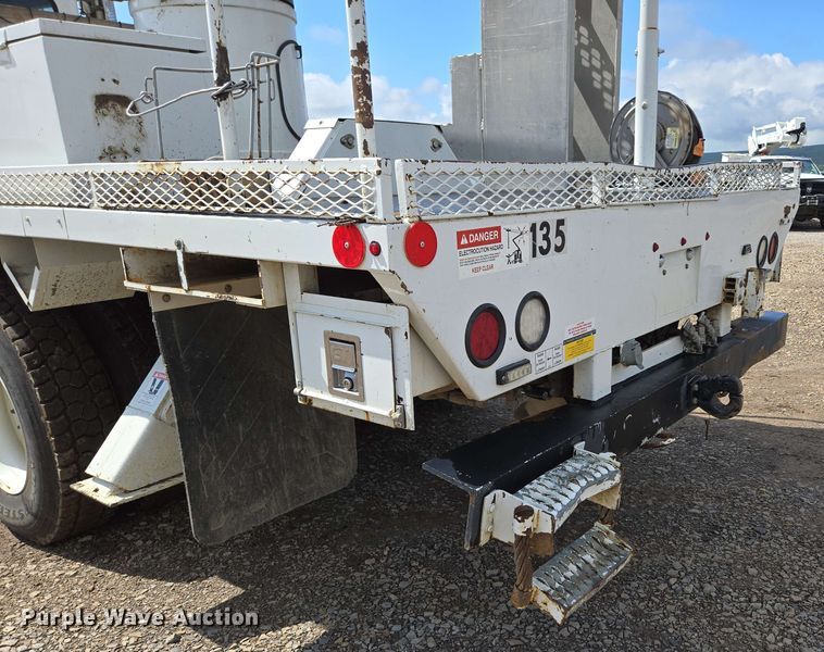 image for item DP6413 2016 Peterbilt PB348 bucket truck