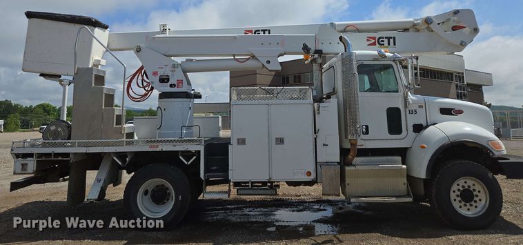 image for item DP6413 2016 Peterbilt PB348 bucket truck