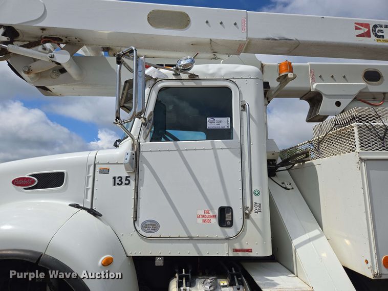 image for item DP6413 2016 Peterbilt PB348 bucket truck