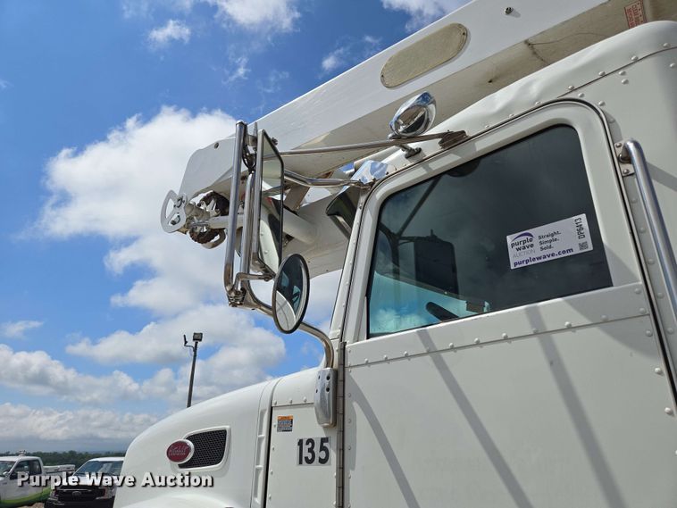 image for item DP6413 2016 Peterbilt PB348 bucket truck
