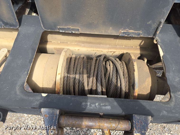 image for item DP6413 2016 Peterbilt PB348 bucket truck