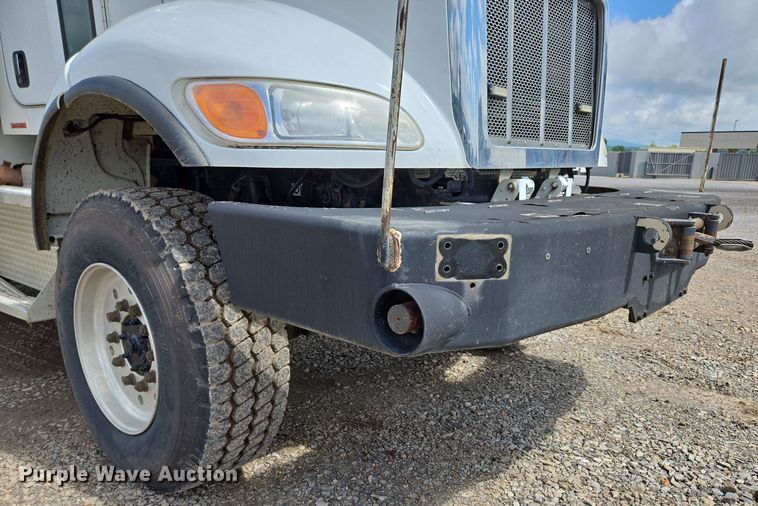 image for item DP6413 2016 Peterbilt PB348 bucket truck