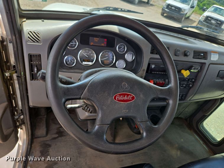 image for item DP6413 2016 Peterbilt PB348 bucket truck