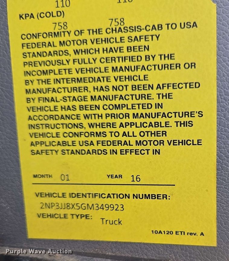 image for item DP6413 2016 Peterbilt PB348 bucket truck