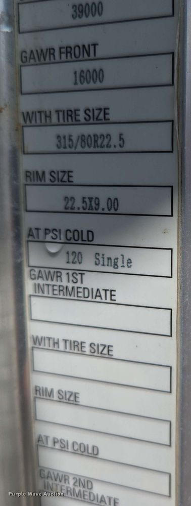 image for item DP6413 2016 Peterbilt PB348 bucket truck