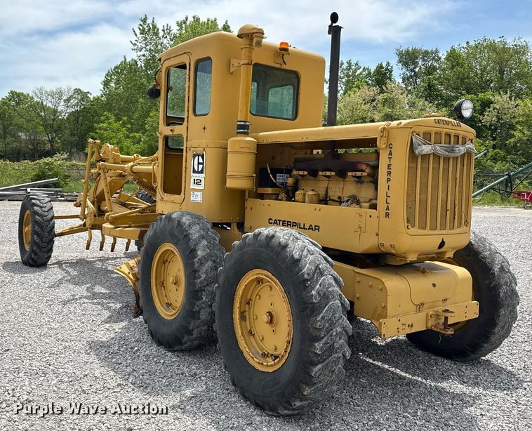 image for item DS4284 Caterpillar B12 rigid frame motor grader