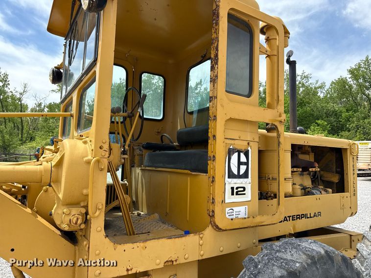 image for item DS4284 Caterpillar B12 rigid frame motor grader