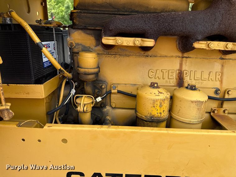 image for item DS4284 Caterpillar B12 rigid frame motor grader