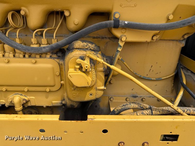 image for item DS4284 Caterpillar B12 rigid frame motor grader