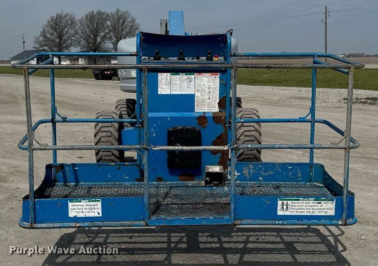 image for item DT0700 2006 Genie S60  boom lift