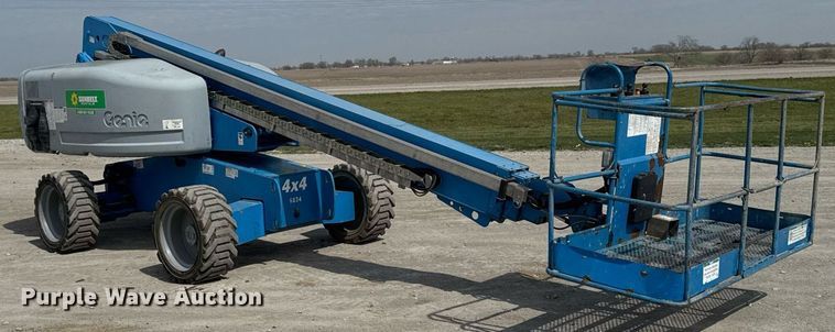 image for item DT0700 2006 Genie S60  boom lift