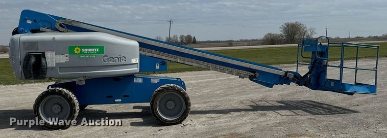 image for item DT0700 2006 Genie S60  boom lift