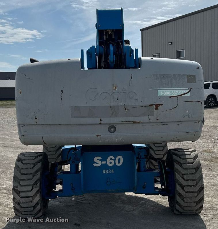 image for item DT0700 2006 Genie S60  boom lift