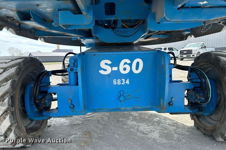 image for item DT0700 2006 Genie S60  boom lift