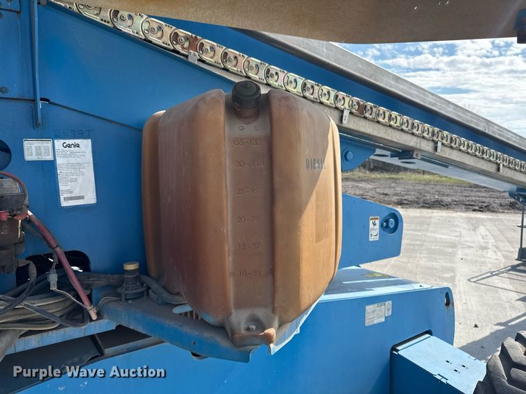 image for item DT0703 2004 Genie S-65 4x4 boom lift