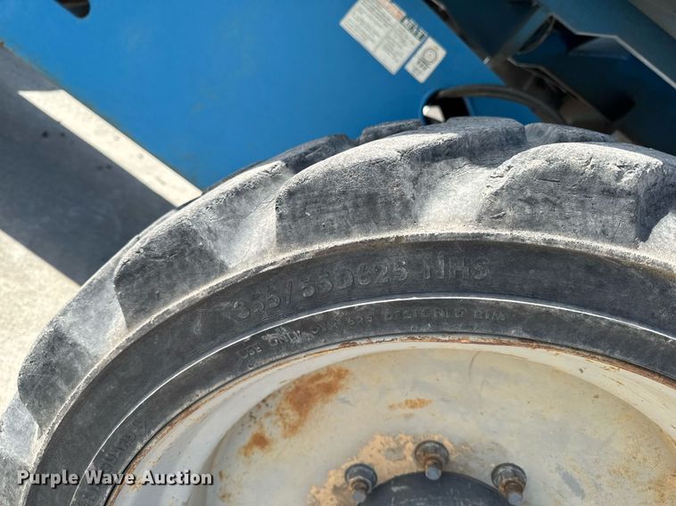 image for item DT0703 2004 Genie S-65 4x4 boom lift