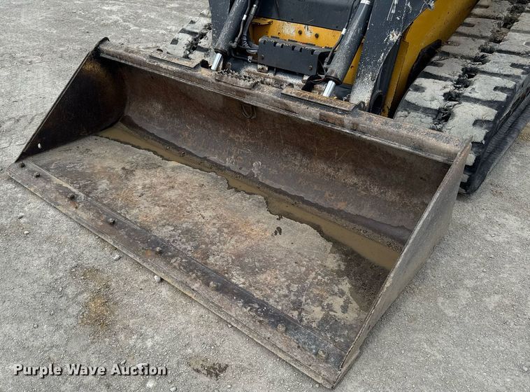 image for item DT0708 2021 John Deere 325G tracked skid steer loader