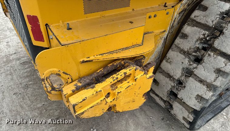 image for item DT0708 2021 John Deere 325G tracked skid steer loader