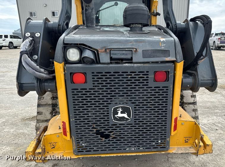 image for item DT0708 2021 John Deere 325G tracked skid steer loader