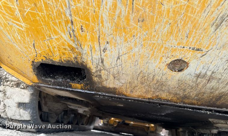 image for item DT0708 2021 John Deere 325G tracked skid steer loader