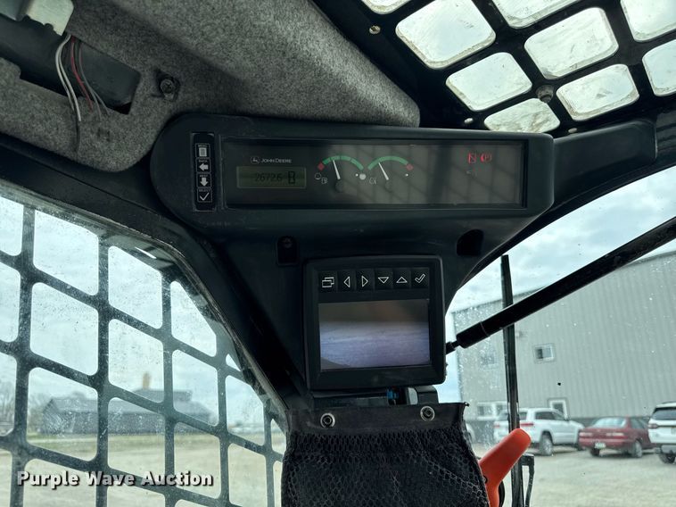 image for item DT0708 2021 John Deere 325G tracked skid steer loader