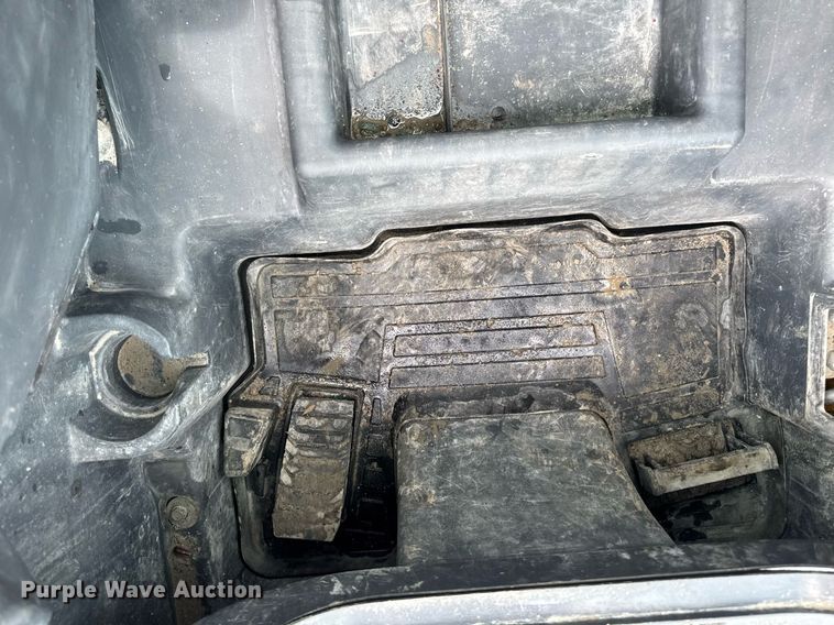 image for item DT0708 2021 John Deere 325G tracked skid steer loader