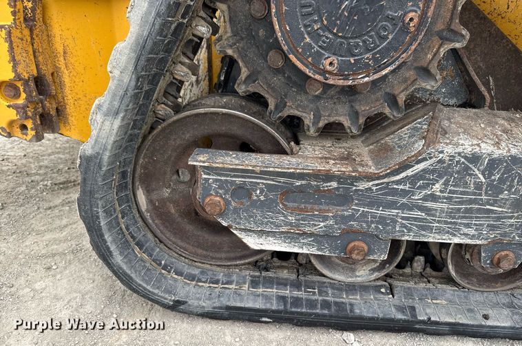 image for item DT0708 2021 John Deere 325G tracked skid steer loader