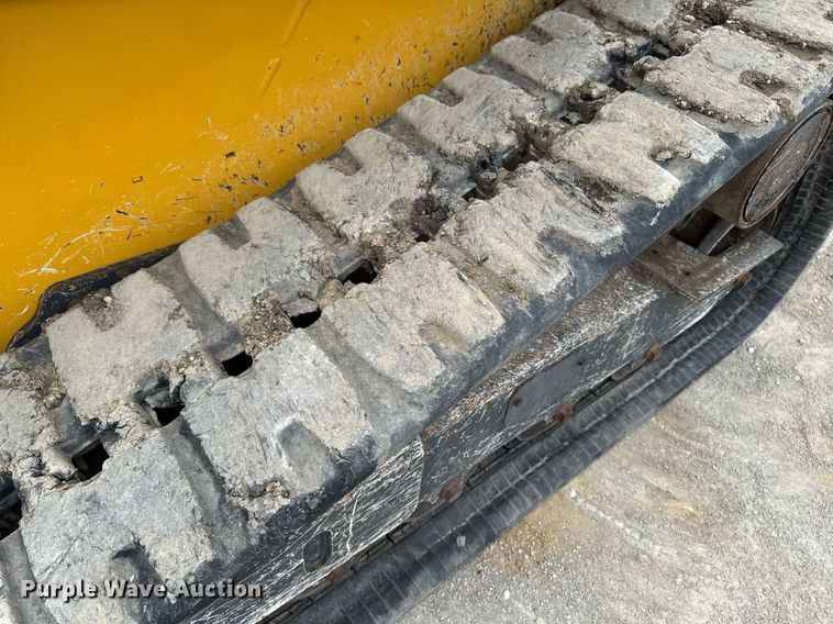 image for item DT0708 2021 John Deere 325G tracked skid steer loader