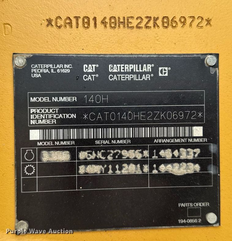 image for item DT0709 2001 Caterpillar 140H motor grader