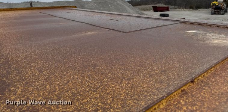 image for item DT0711 2004 Caterpillar 769D haul truck