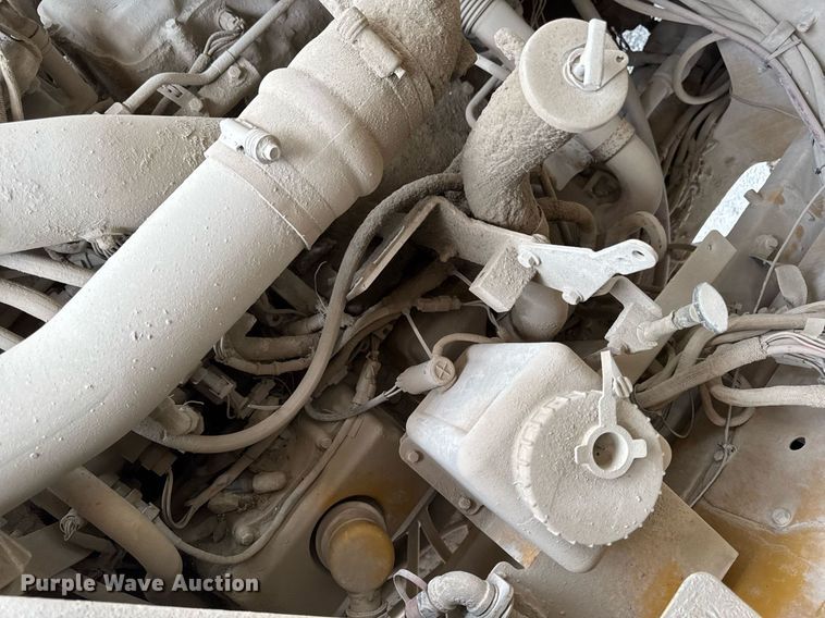 image for item DT0711 2004 Caterpillar 769D haul truck