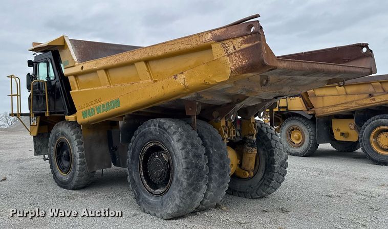 image for item DT0712 2001 Caterpillar 769D haul truck