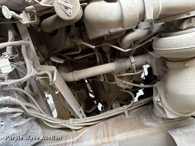 image for item DT0712 2001 Caterpillar 769D haul truck