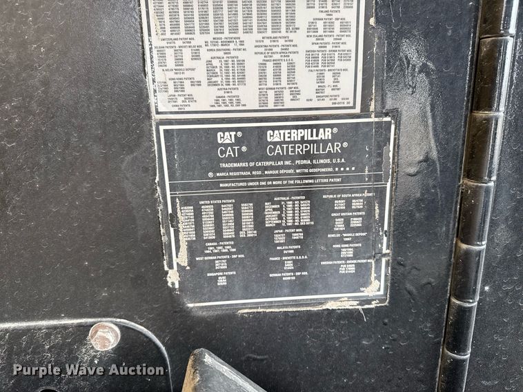 image for item DT0712 2001 Caterpillar 769D haul truck