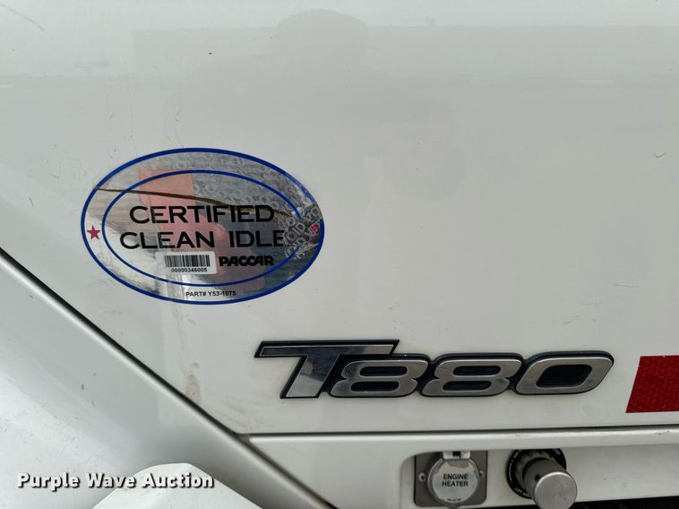 image for item DT0713 2021 Kenworth T880 hydrovac truck