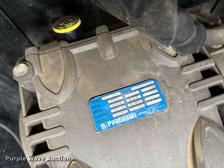 image for item DT0713 2021 Kenworth T880 hydrovac truck